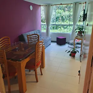 Encantador De 2 Habitaciones, Cerca Centro Bogota, , Bogotá Colombia